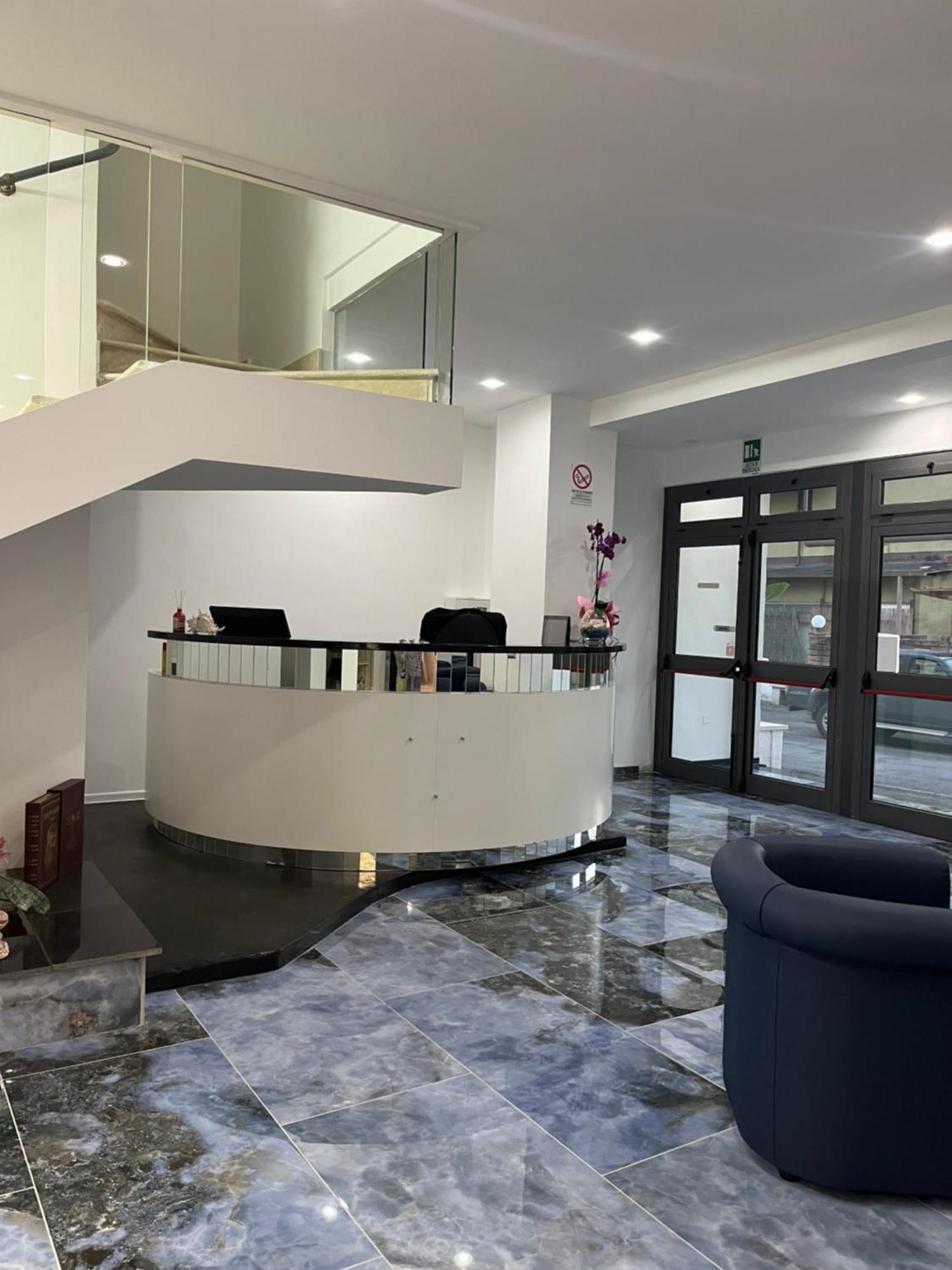 Tc Hotel Lido dei Pini Εξωτερικό φωτογραφία