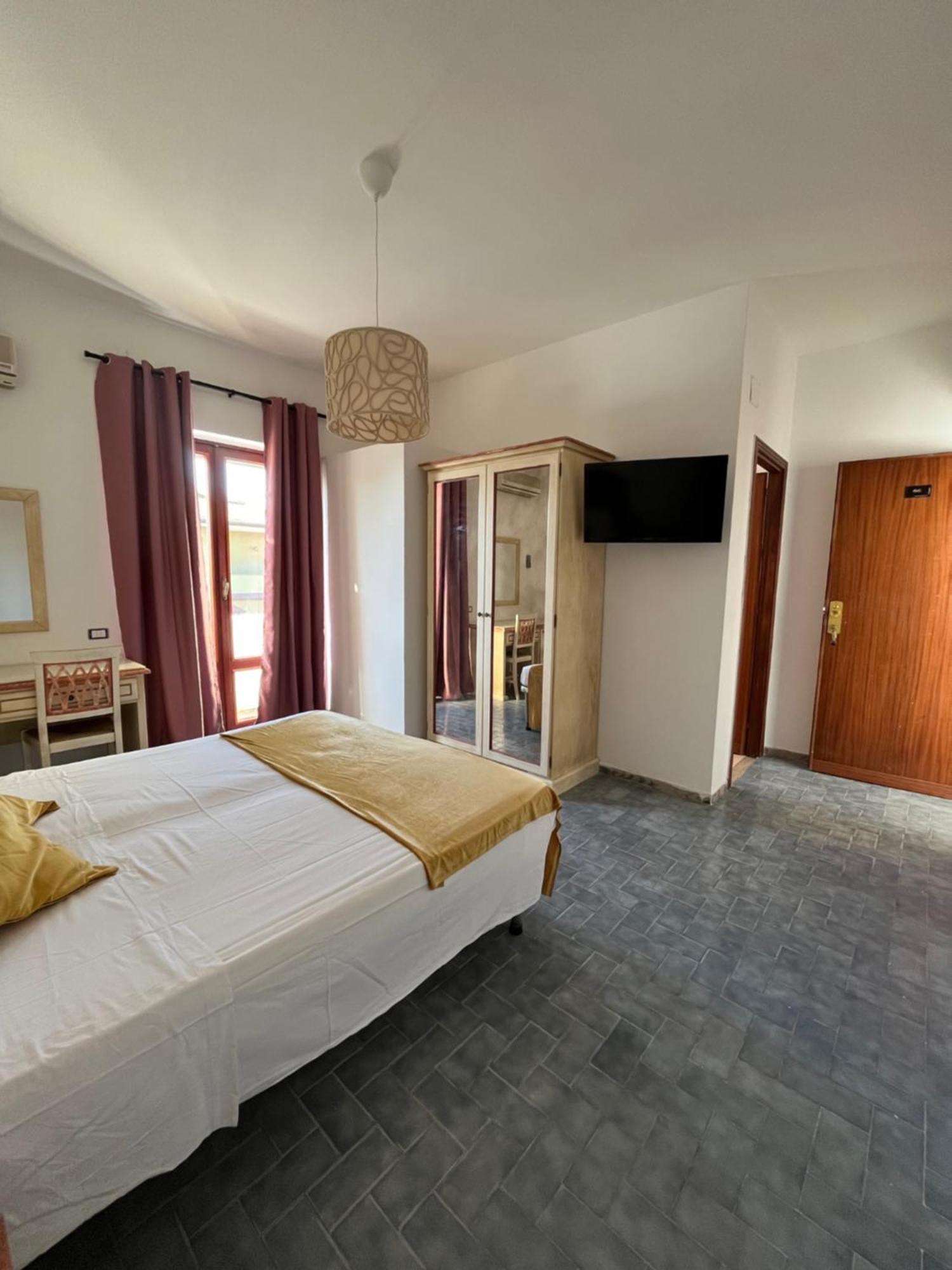 Tc Hotel Lido dei Pini Εξωτερικό φωτογραφία